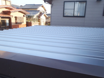 鯖江市 I様邸 車庫塗り替えリフォーム事例