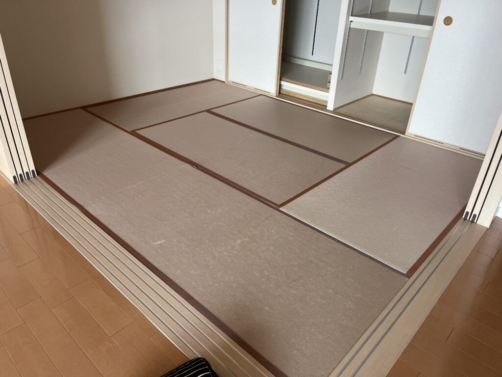 畳は琉球畳に入替えを。
キッチンカラーとの調和を考えていきます