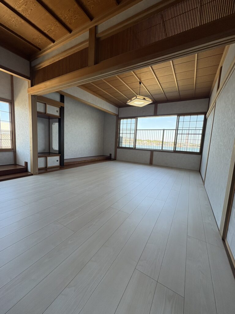 景色を主役にした和室から洋室へのリフォーム